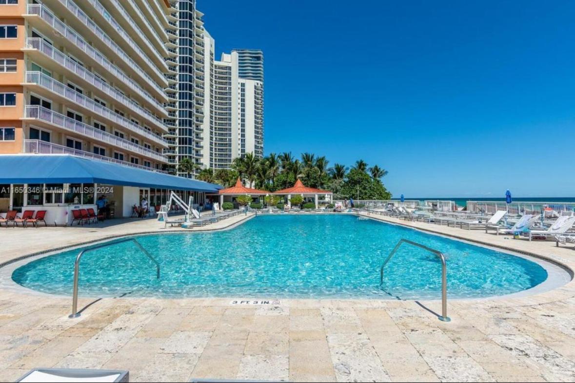 Marco Polo Beach Resort Condo With Balcony Pool, Beach,Gym,Free Parking Sunny Isles Beach Dış mekan fotoğraf